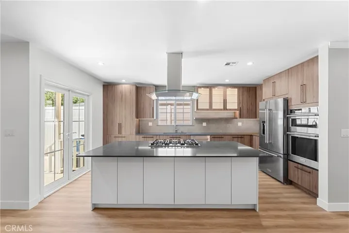 1115 N Catalina Street, Burbank, California 91505