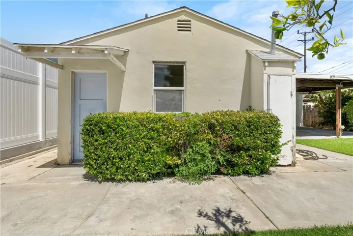 1115 N Catalina Street, Burbank, California 91505
