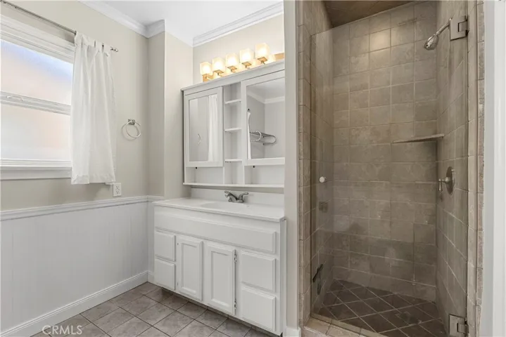 1115 N Catalina Street, Burbank, California 91505