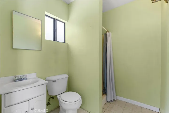 1115 N Catalina Street, Burbank, California 91505