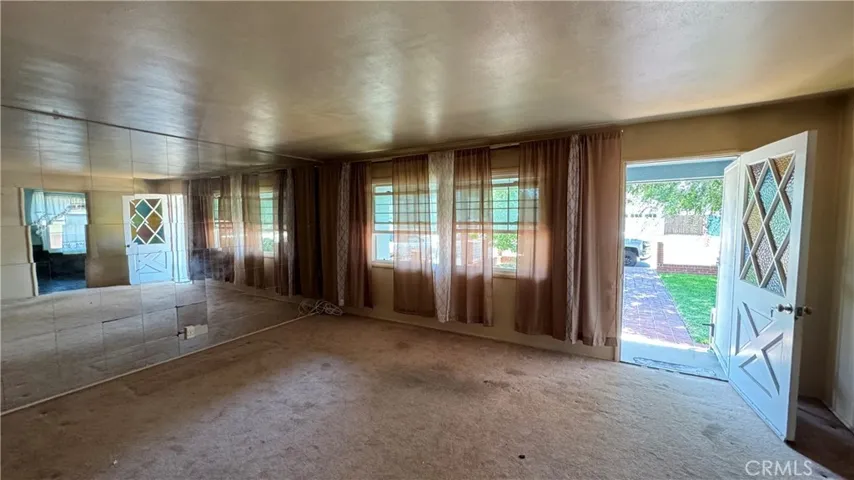 20141 Spruce Avenue, Newport Beach, California 92660