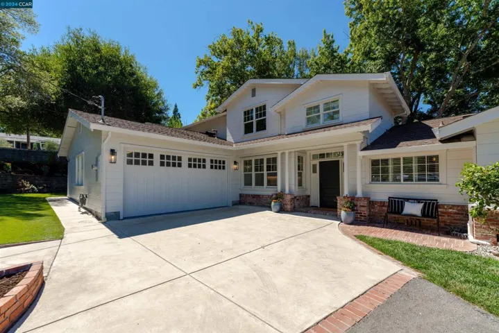 4 Sager Court, Orinda, California 94563
