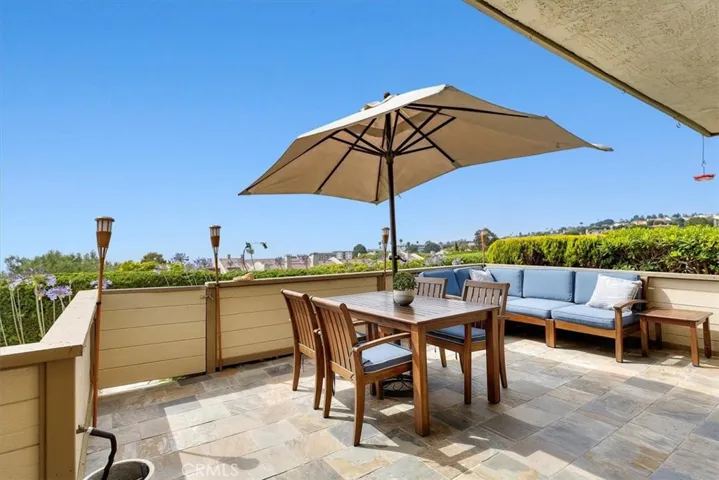 6 Cresta Verde Drive, Rolling Hills Estates, California 90274
