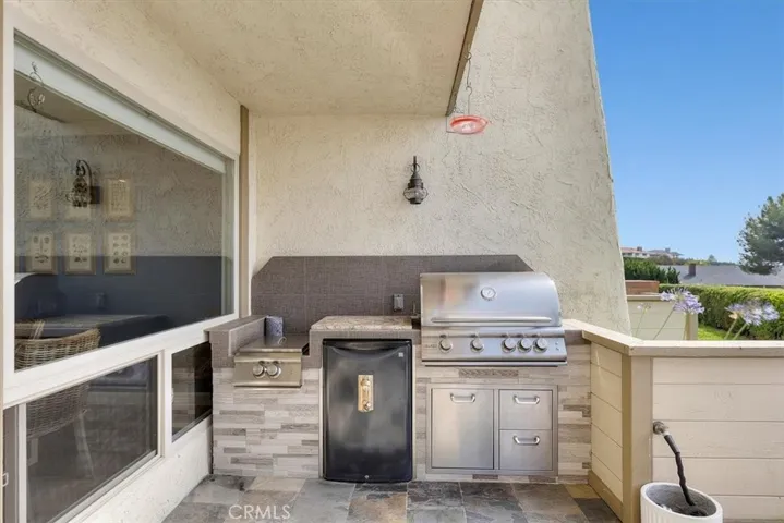 6 Cresta Verde Drive, Rolling Hills Estates, California 90274