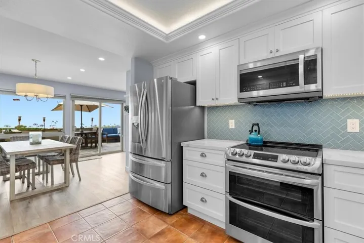 6 Cresta Verde Drive, Rolling Hills Estates, California 90274