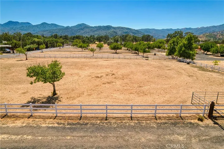 21369 Santa Clara Road, Middletown, California 95461