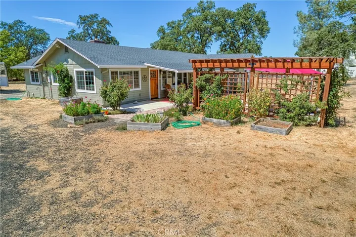 21369 Santa Clara Road, Middletown, California 95461