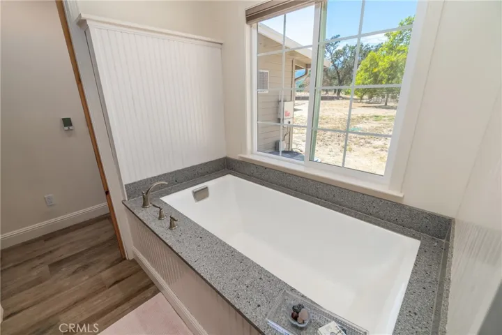 21369 Santa Clara Road, Middletown, California 95461