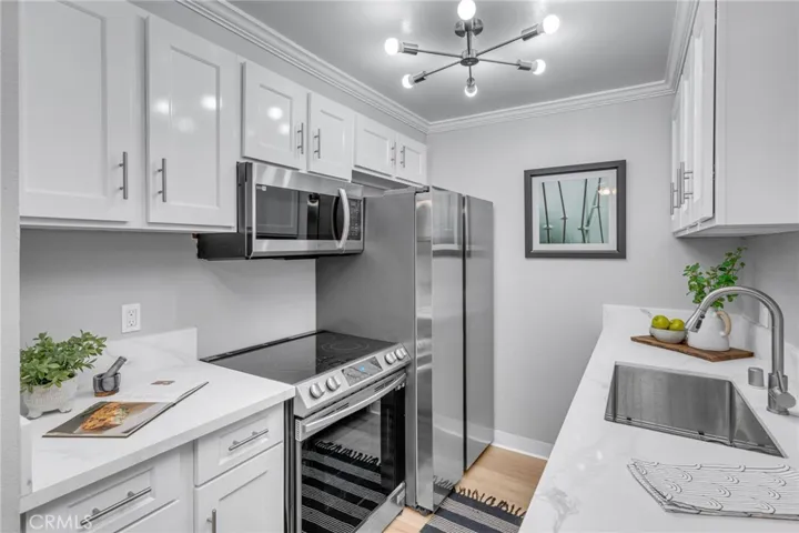 7740 Redlands Street M1080, Playa Del Rey, California 90293