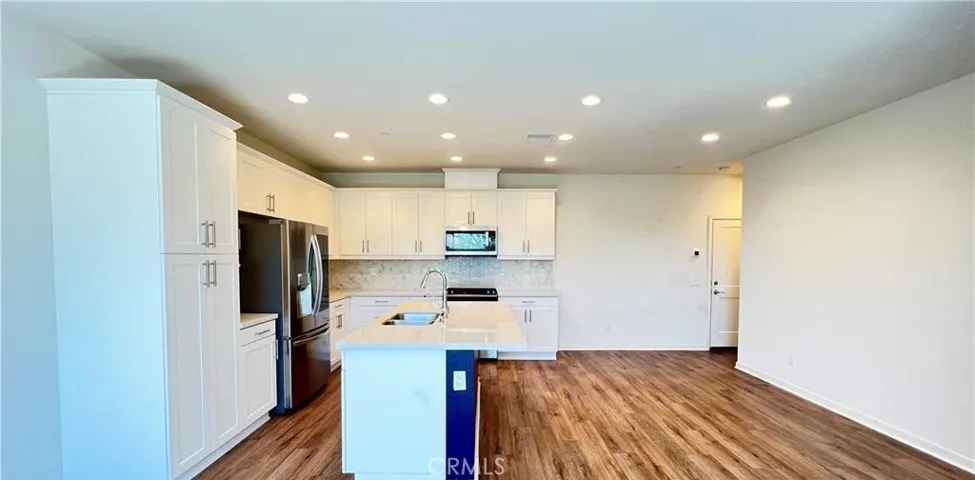121 High Meadow, Lake Forest, California 92610