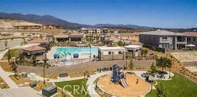 121 High Meadow, Lake Forest, California 92610