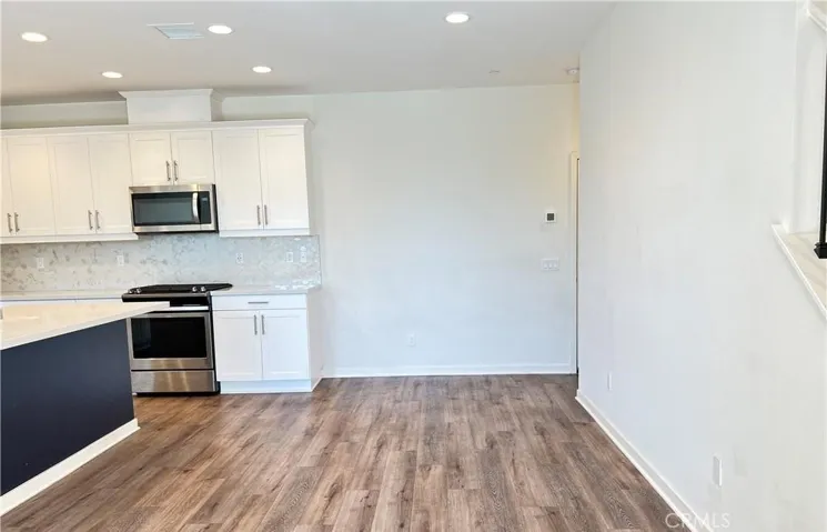 121 High Meadow, Lake Forest, California 92610