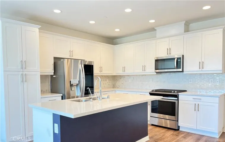 121 High Meadow, Lake Forest, California 92610