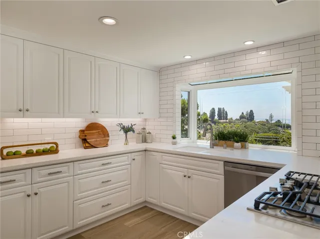 6805 Faircove Drive, Rancho Palos Verdes, California 90275
