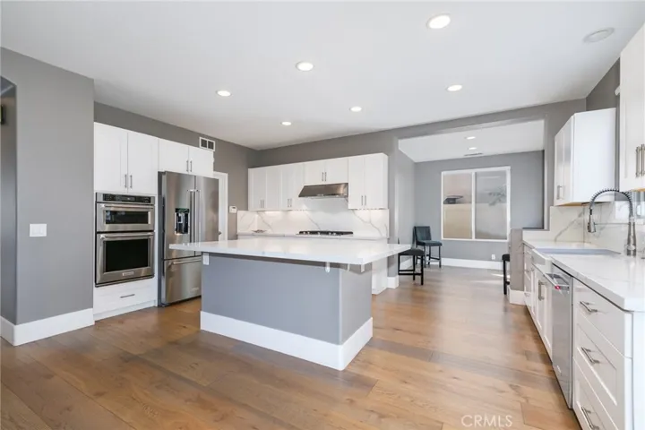 2262 N Faircliff Drive, Orange, California 92867