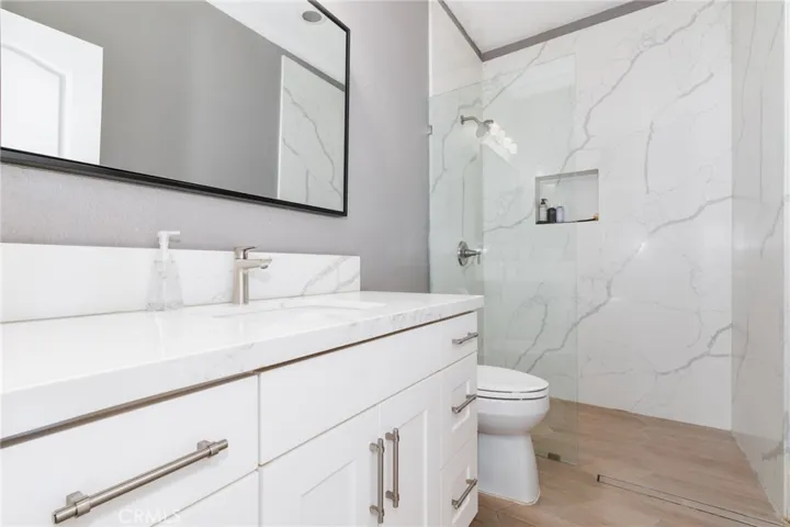 2262 N Faircliff Drive, Orange, California 92867