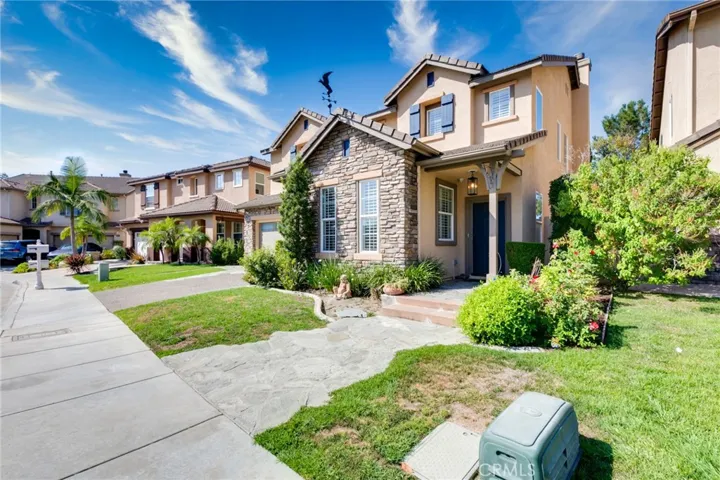 2262 N Faircliff Drive, Orange, California 92867
