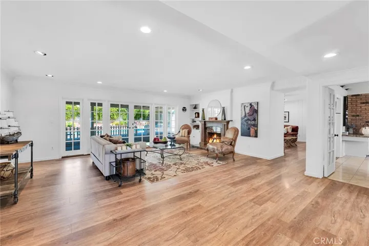 10042 Donna Avenue, Northridge, California 91324