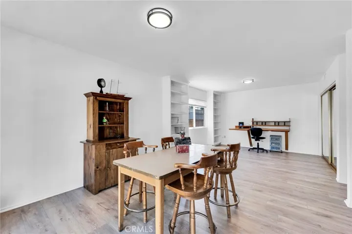 10042 Donna Avenue, Northridge, California 91324