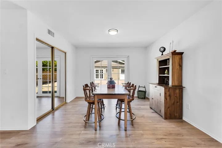 10042 Donna Avenue, Northridge, California 91324