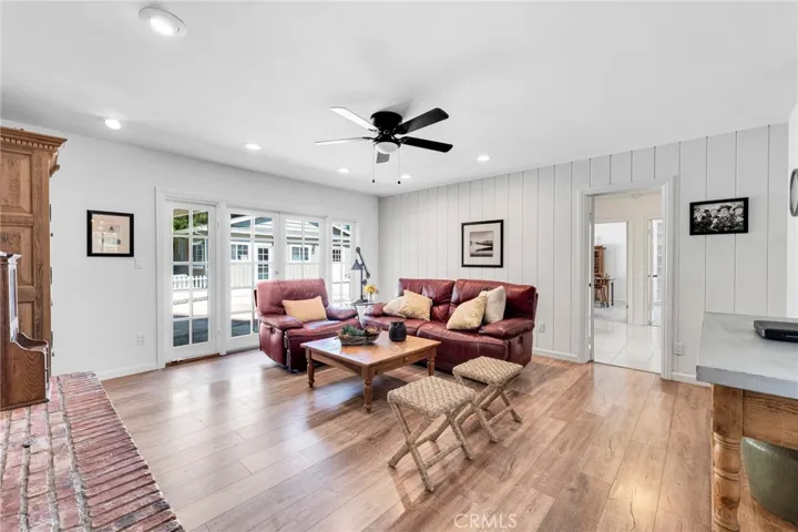 10042 Donna Avenue, Northridge, California 91324