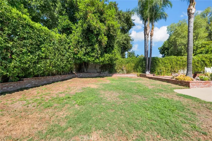 10042 Donna Avenue, Northridge, California 91324