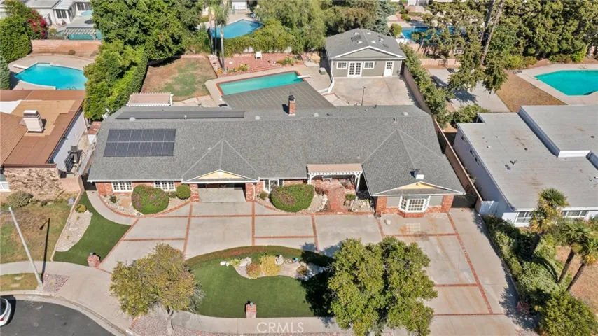 10042 Donna Avenue, Northridge, California 91324