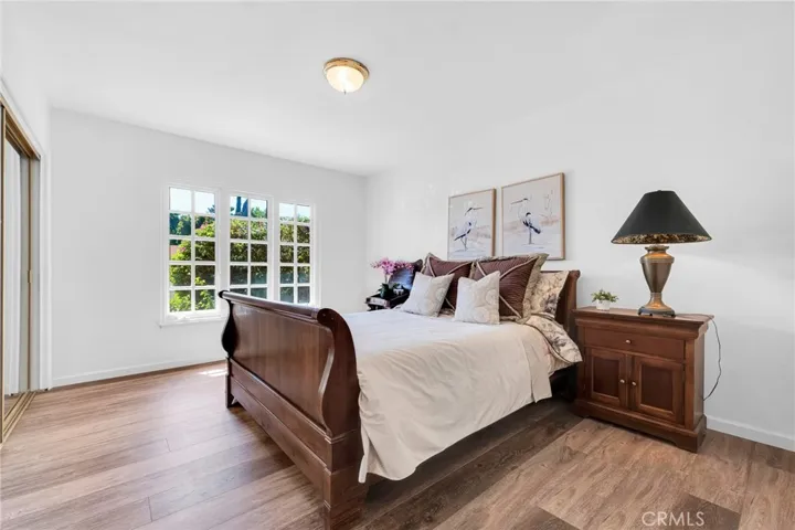 10042 Donna Avenue, Northridge, California 91324