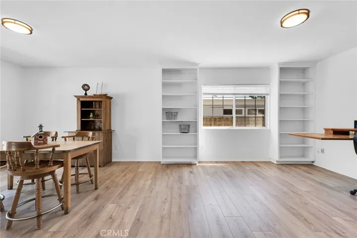 10042 Donna Avenue, Northridge, California 91324