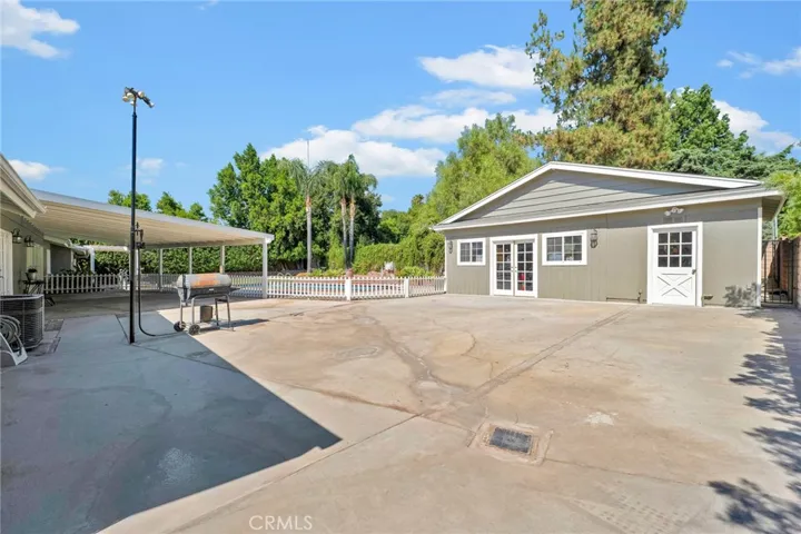 10042 Donna Avenue, Northridge, California 91324