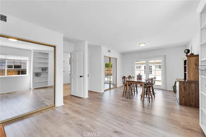 10042 Donna Avenue, Northridge, California 91324