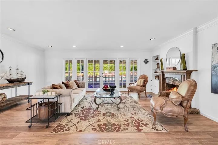 10042 Donna Avenue, Northridge, California 91324