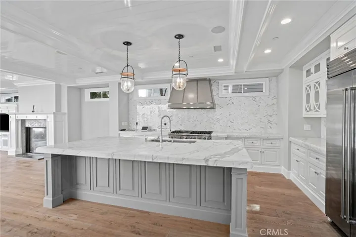 2157 E Ocean Boulevard, Newport Beach, California 92661