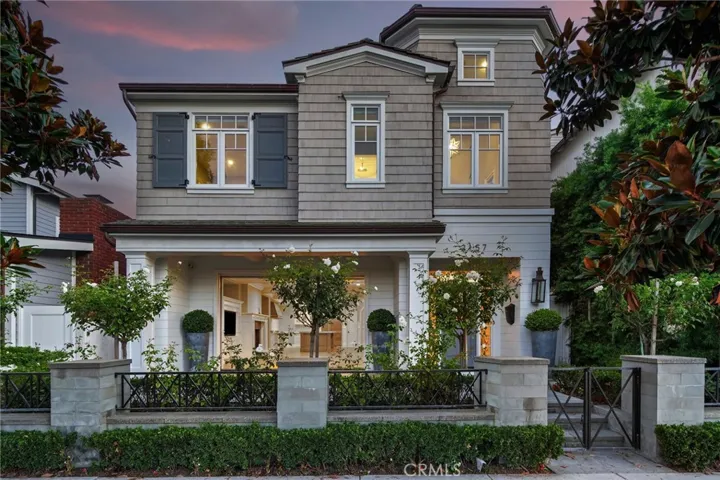 2157 E Ocean Boulevard, Newport Beach, California 92661