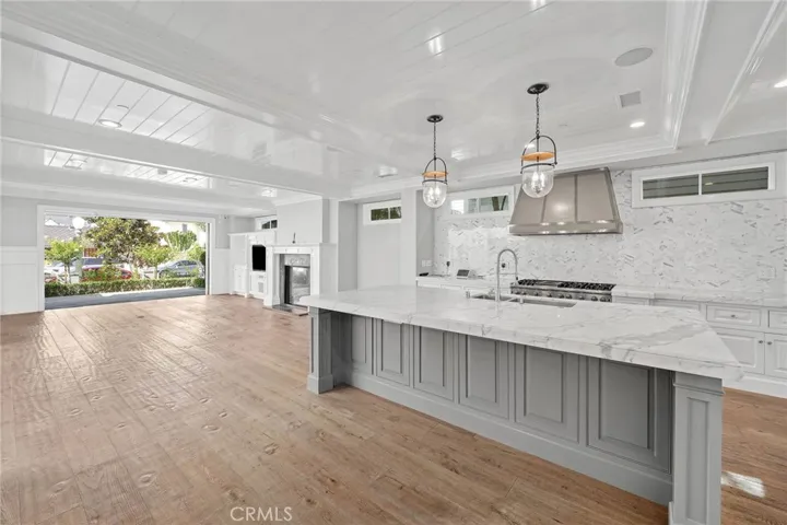 2157 E Ocean Boulevard, Newport Beach, California 92661
