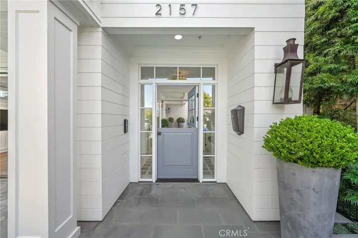2157 E Ocean Boulevard, Newport Beach, California 92661