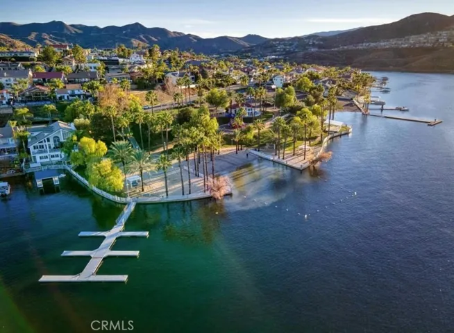 23616 Big Butte Drive, Canyon Lake, California 92587