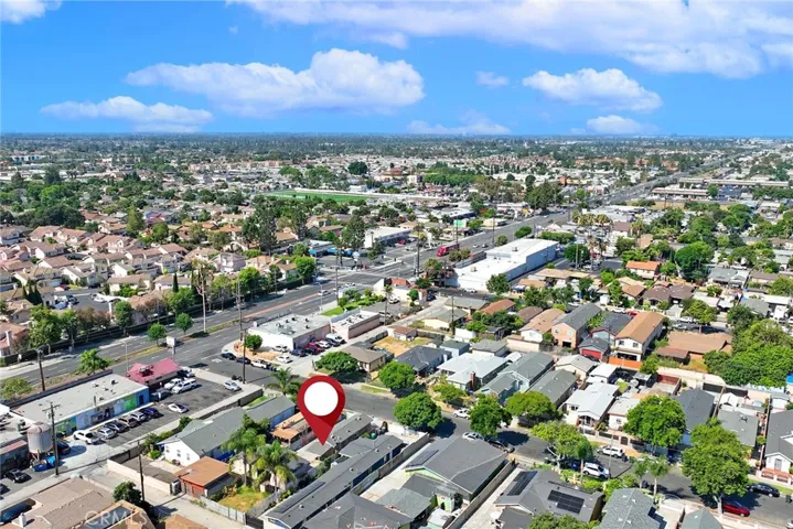 117 N Laurel Street, Santa Ana, California 92703
