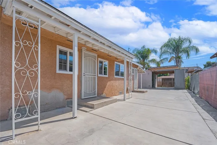 117 N Laurel Street, Santa Ana, California 92703