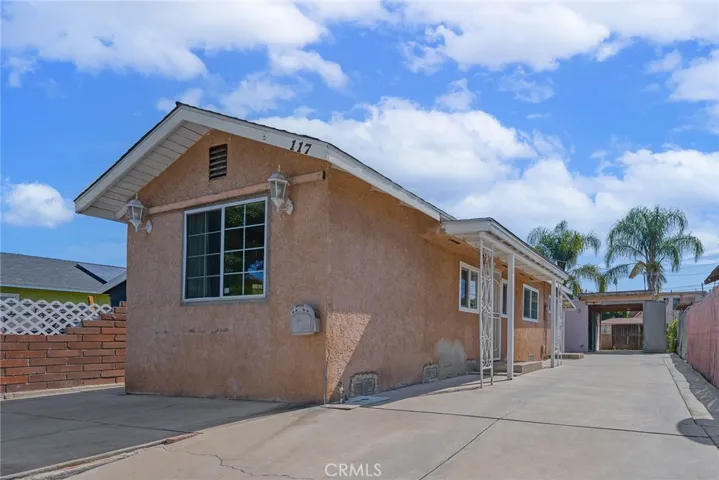 117 N Laurel Street, Santa Ana, California 92703