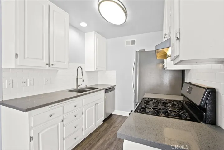 22942 Via Nuez 25, Mission Viejo, California 92691