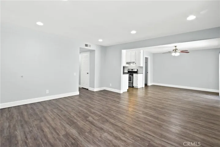22942 Via Nuez 25, Mission Viejo, California 92691