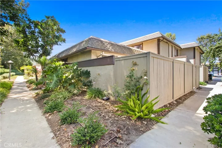 22942 Via Nuez 25, Mission Viejo, California 92691