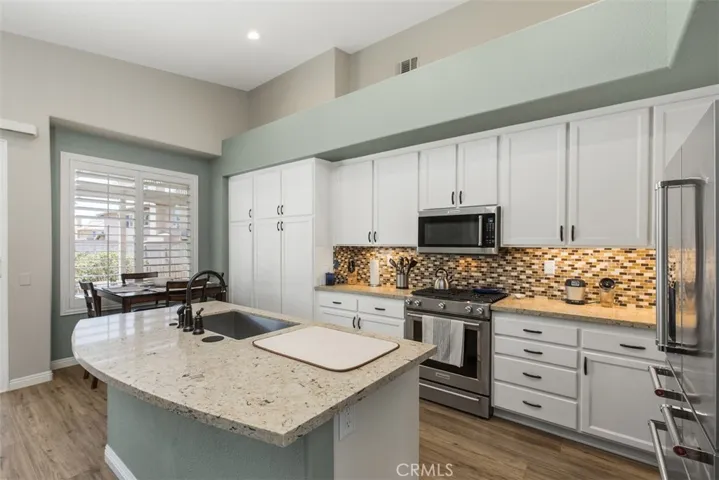 40189 Via Sonoro, Murrieta, California 92562