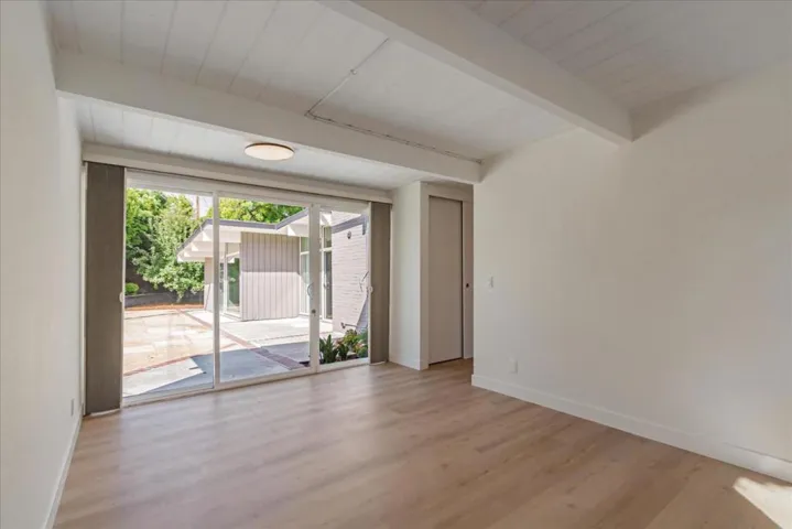 470 El Capitan Place, Palo Alto, California 94306