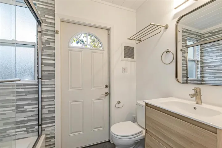 470 El Capitan Place, Palo Alto, California 94306