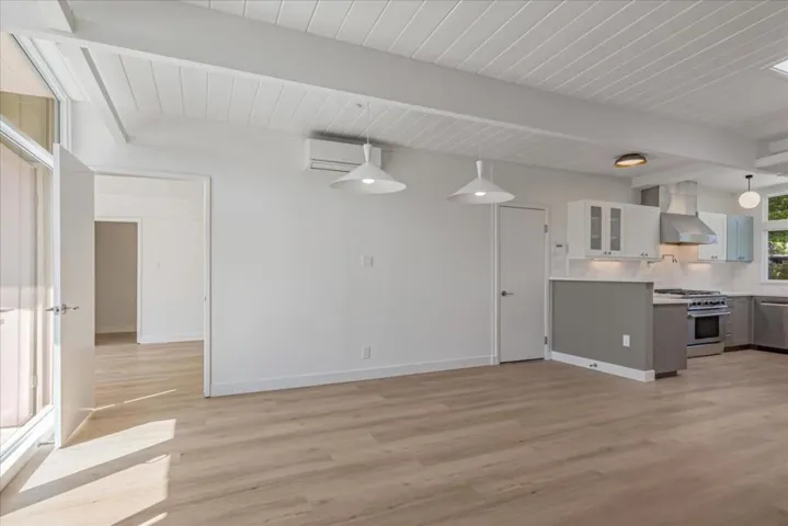 470 El Capitan Place, Palo Alto, California 94306