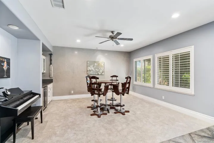 Den/Family/Great Room