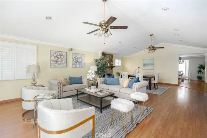 6412 Heil Avenue, Huntington Beach, California 92647