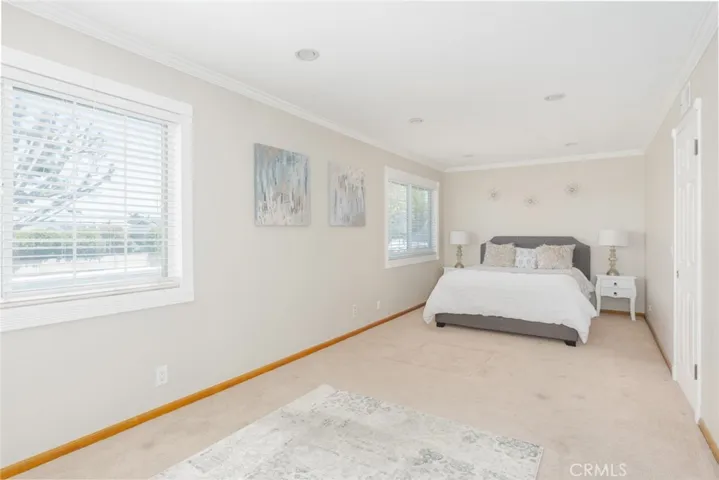 6412 Heil Avenue, Huntington Beach, California 92647